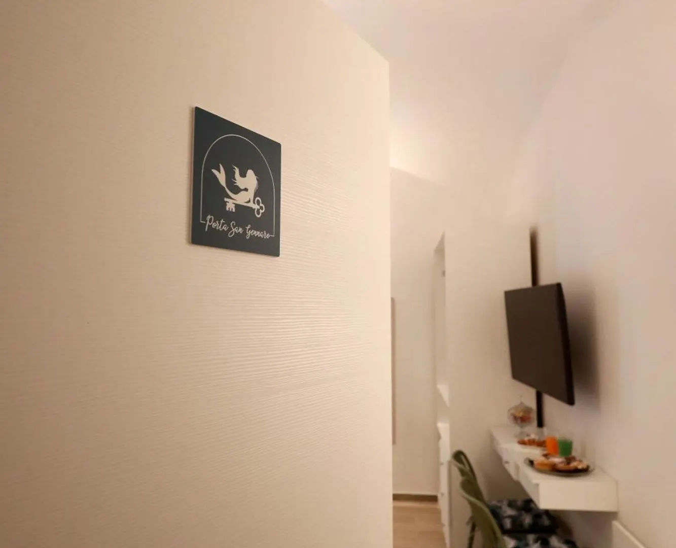 Le Chiavi Di Parthenope Bed & Breakfast Naples Italy
