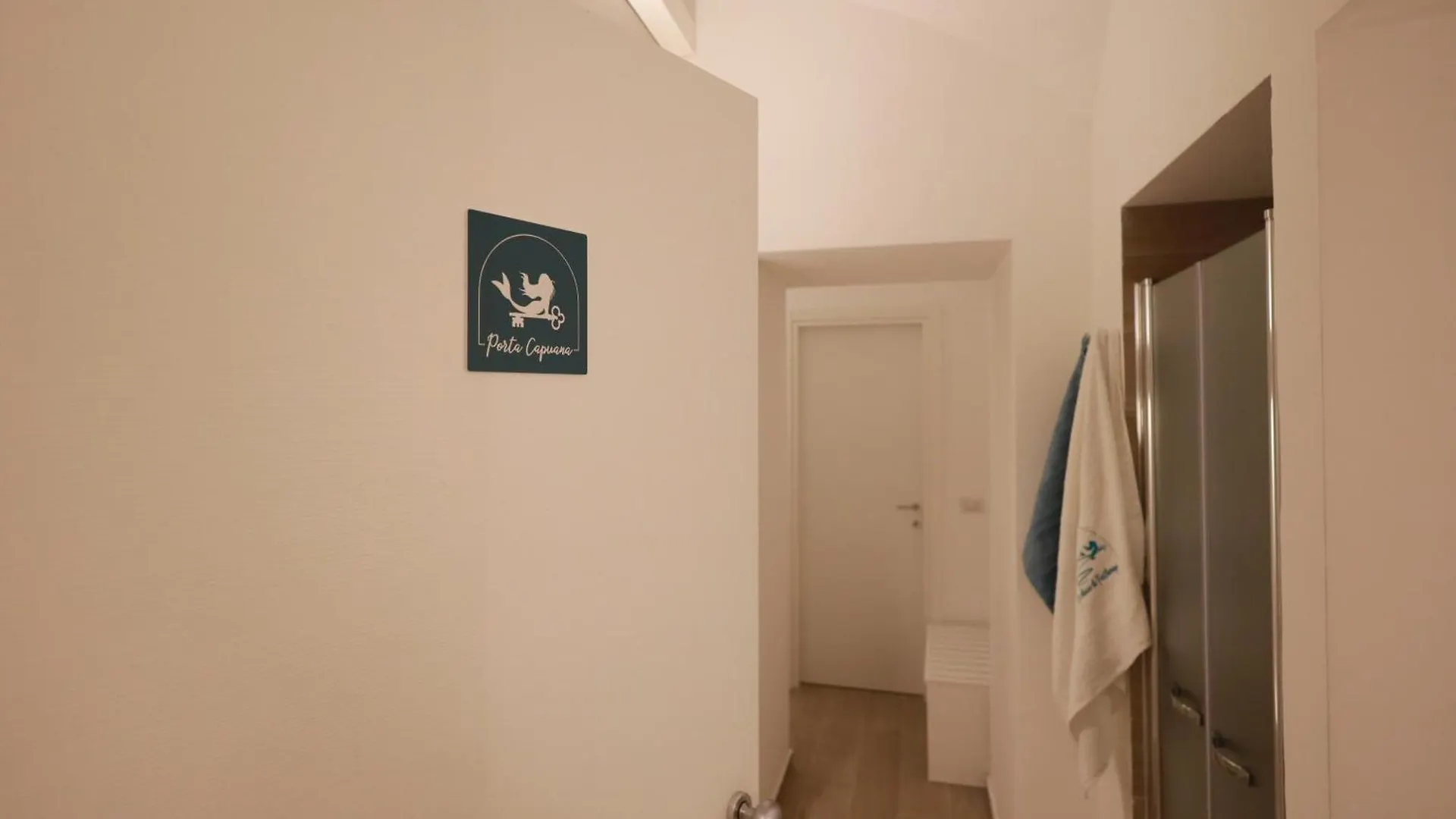 Le Chiavi Di Parthenope Bed & Breakfast Naples